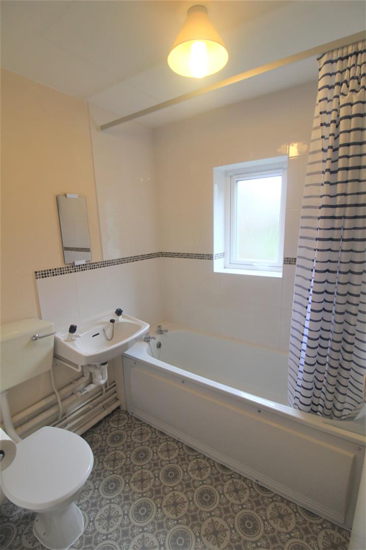2 Rowleys House Church Road, Shrewsbury, SY5 7JL To Let
